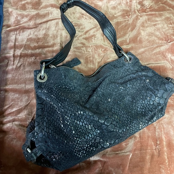 B Makowsky snakeskin print purse - Picture 3 of 8